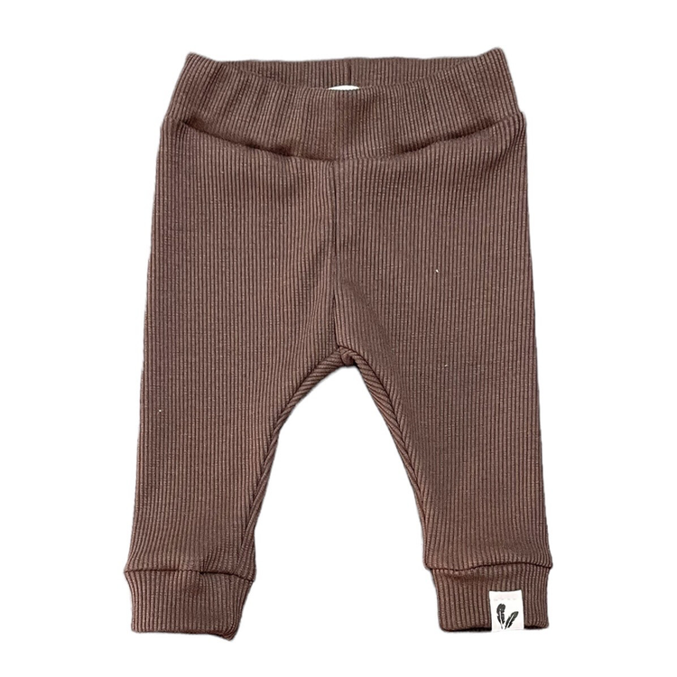 Newborn broekje rib jersey mocha - Esjalynn kids