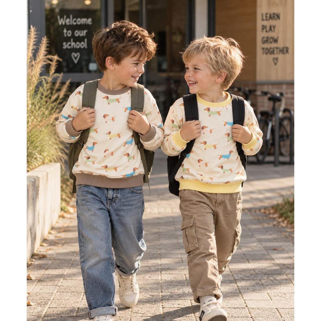Kindersweater Teckelprint Crème — Schattige Hondenprint, Ronde Hals (maat 86–134)
