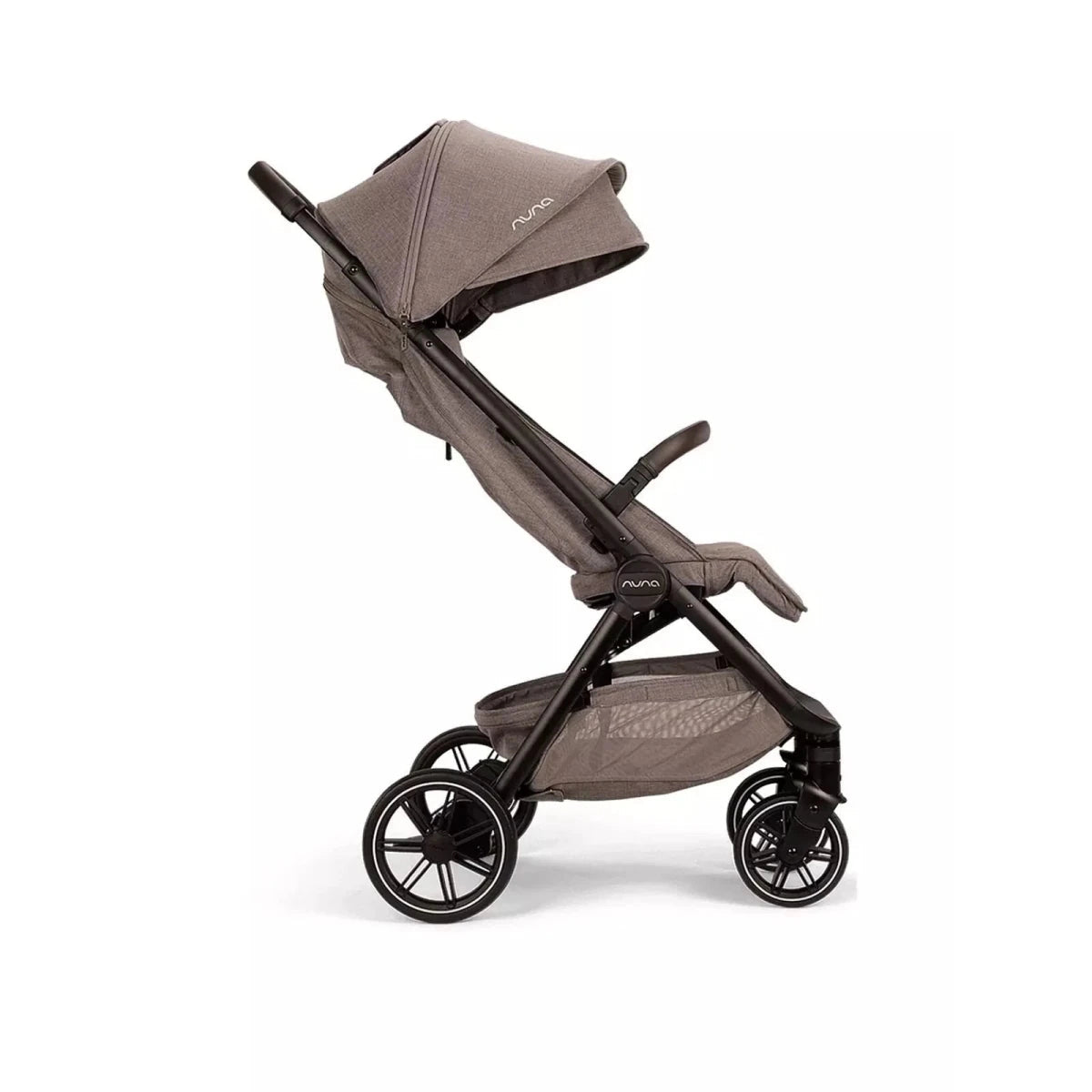 Nuna TRVL lx buggy ingeklapt compact formaat