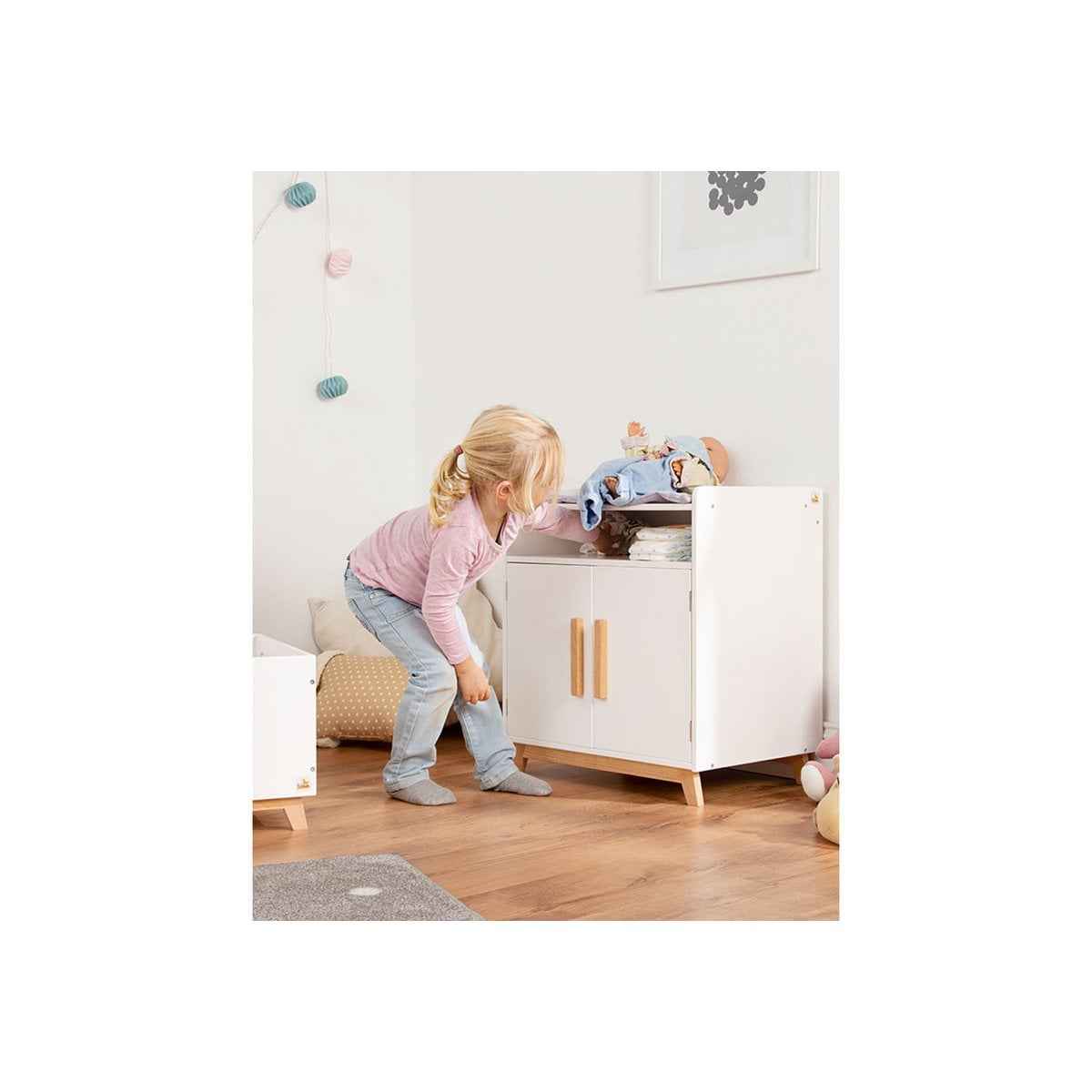 Doll´s -wijde tabel "Marit", 2 delen