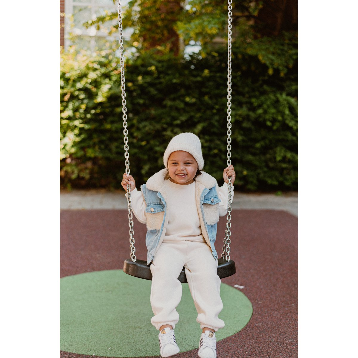 La Olivia Kids London Denimvest — Denim & Nepbont, Denimblauw & Gebroken Wit (2Y–6Y)