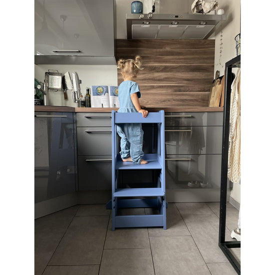 tiSsi® Leertoren FELIX Beuk Duifblauw – In Hoogte Verstelbaar by tiSsi ® Familie beginnt mit uns™