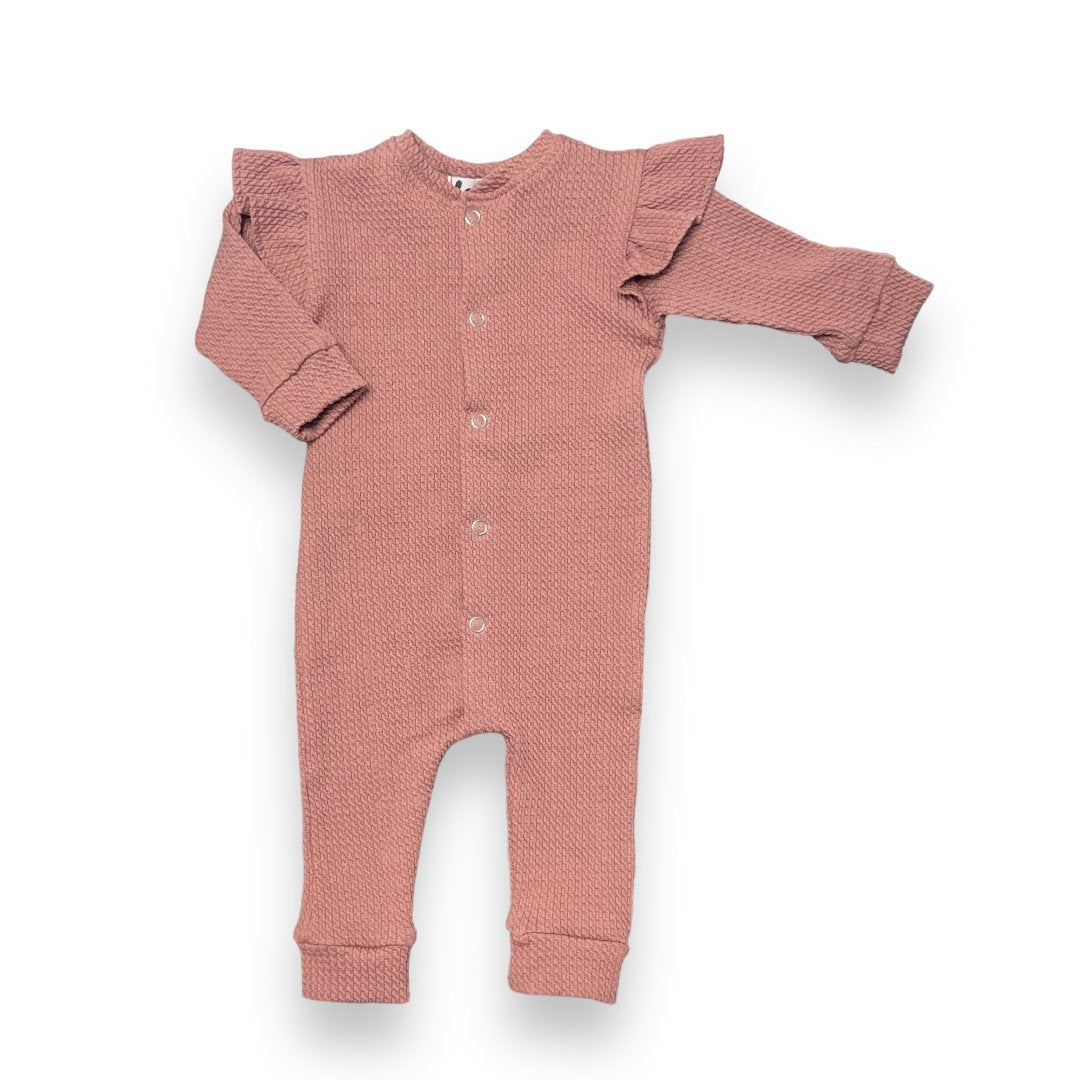Boxpakje Ruffle Cable Clay Pink 2-delig – Mutsje | GOTS | Feathers®