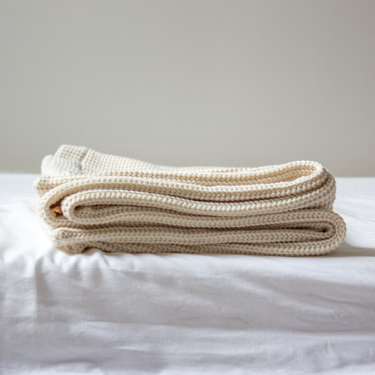 Wieg-/ledikant deken big knit natural - Esjalynn kids
