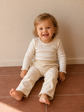 Delicate Bow Pants – Comfortabele Broek met Lintdetails