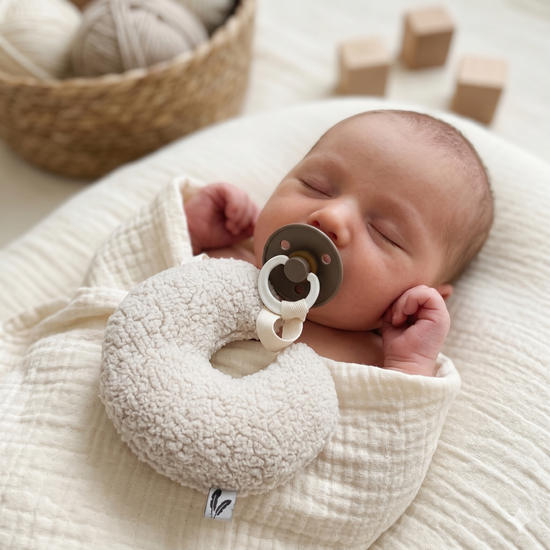 Speenknuffeltje maan light beige