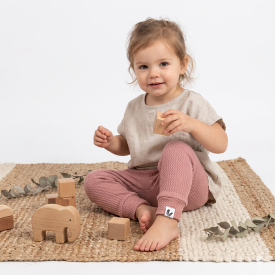 Broekje Cable Clay Pink - Trendy en Comfortabel voor Jouw Kleine Fashionista