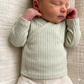 Overslagshirtje rib jersey dusty green voor een stijlvol en comfortabel gevoel