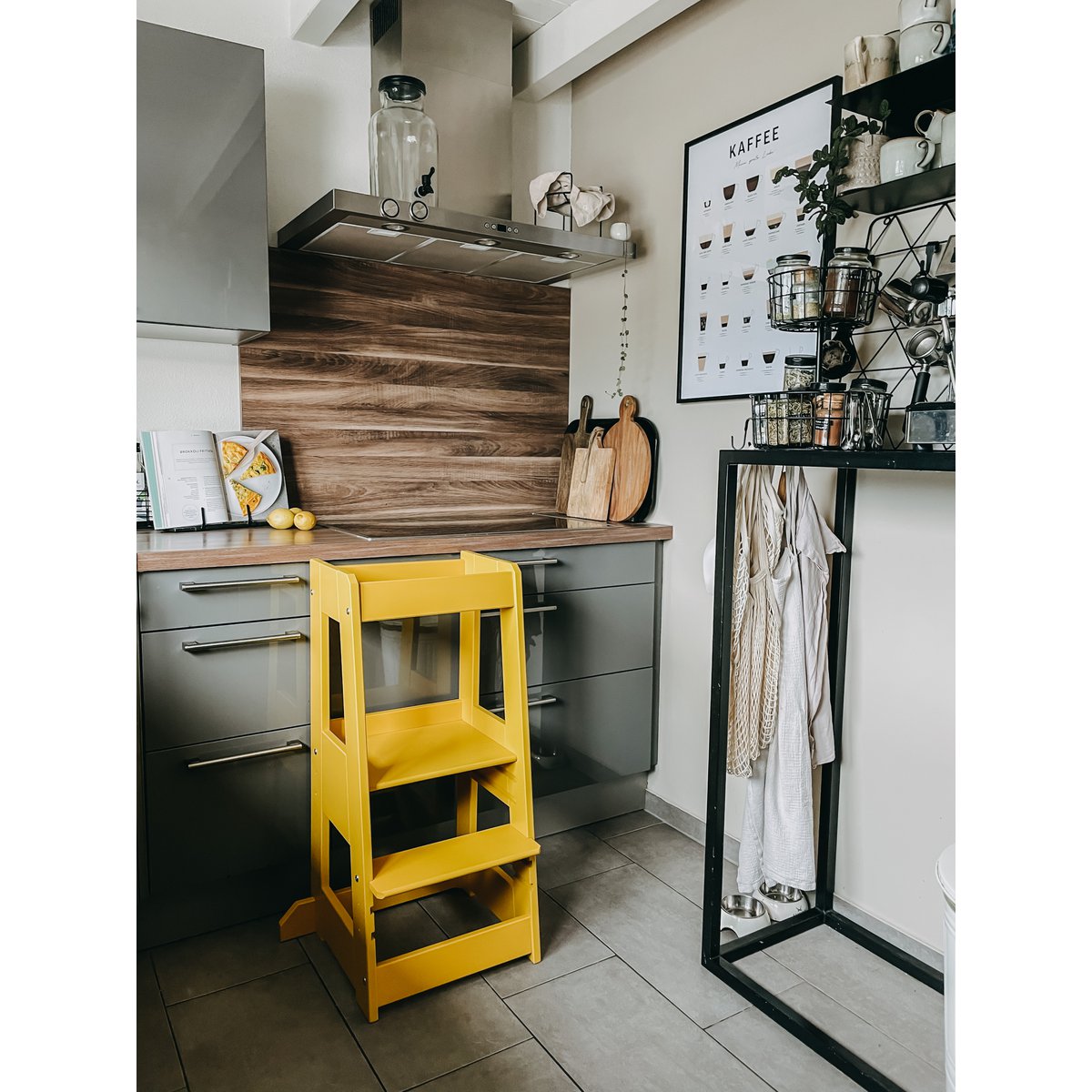 tiSsi® Leertoren FELIX Beuk Zonnebloem Geel – In Hoogte Verstelbaar by tiSsi ® Familie beginnt mit uns™
