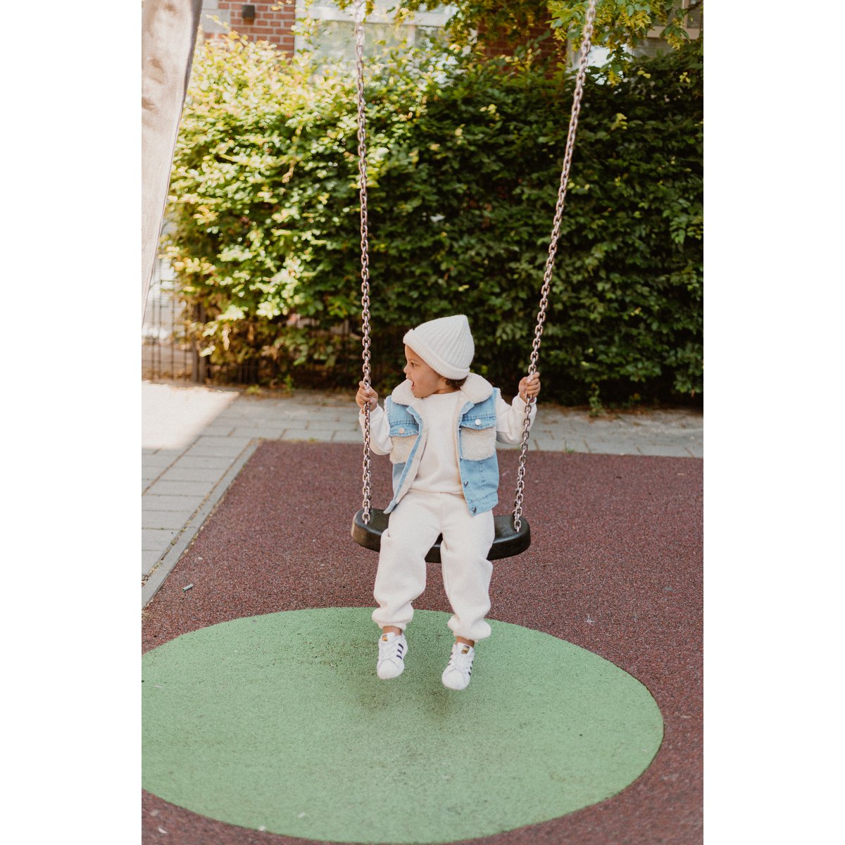 La Olivia Kids London Denimvest — Denim & Nepbont, Denimblauw & Gebroken Wit (2Y–6Y)